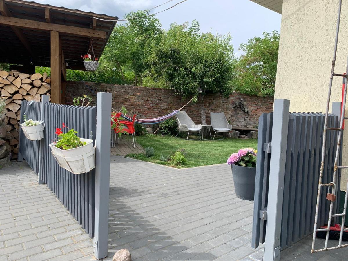 Cieszyno- Uroczy Domek Do Wynajecia Złocieniec Exterior foto